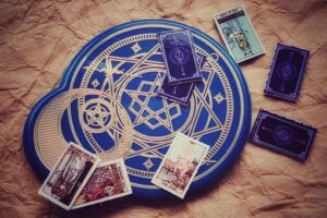 運命の人といつ出会うか占いで調べたらどうなる？