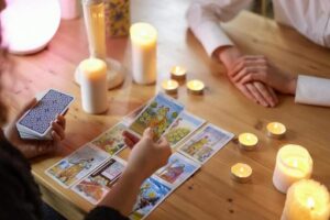 運命の人といつ出会うのか占いで本当に分かるの？